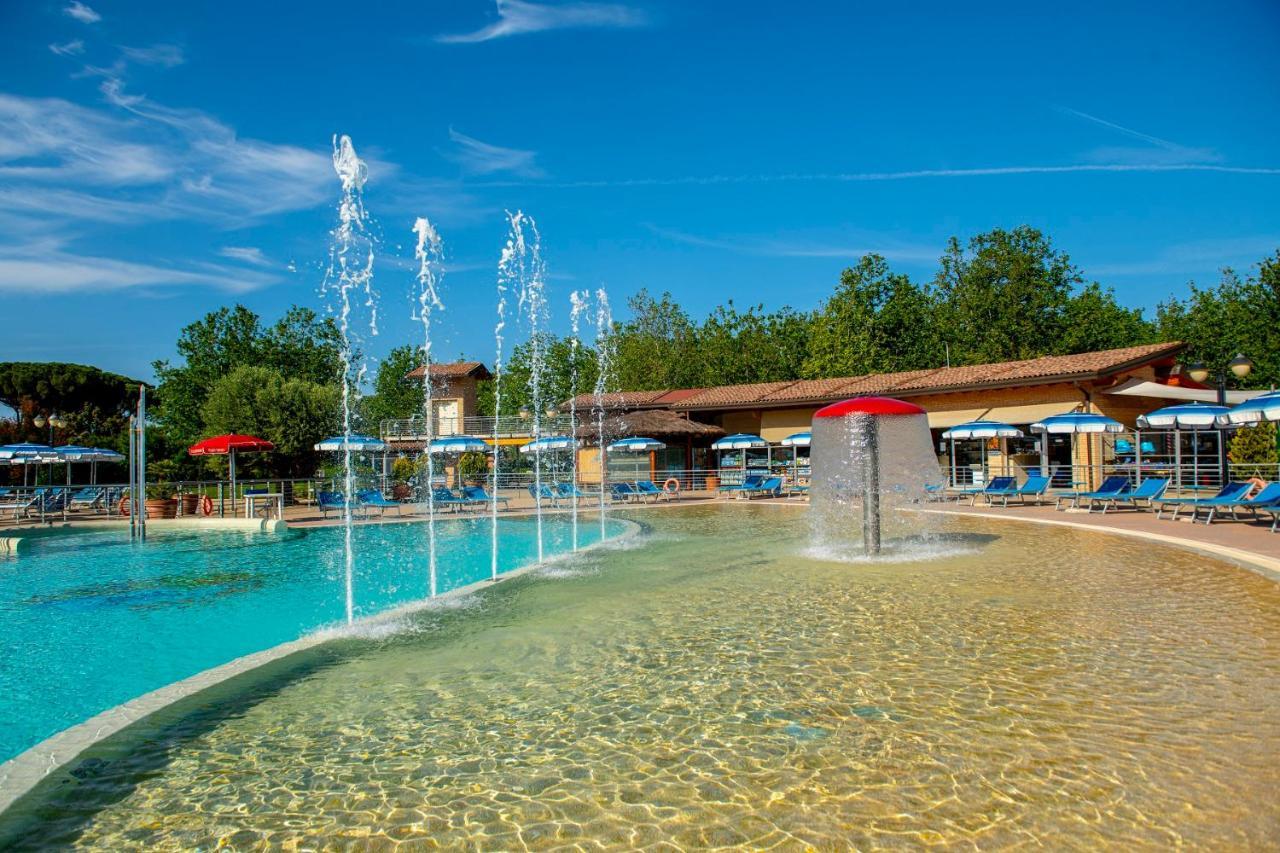 Camping Village Baia Azzurra Castiglione della Pescaia Exterior foto