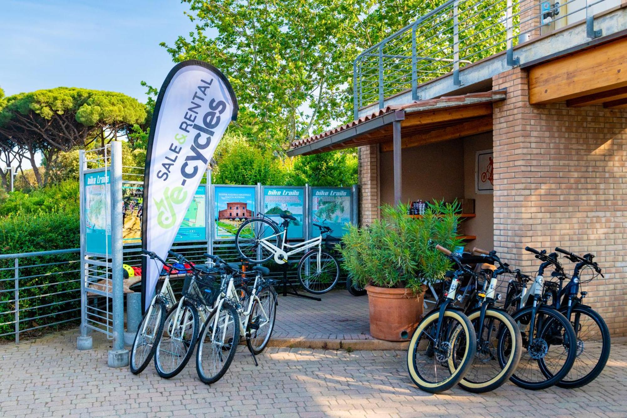 Camping Village Baia Azzurra Castiglione della Pescaia Exterior foto