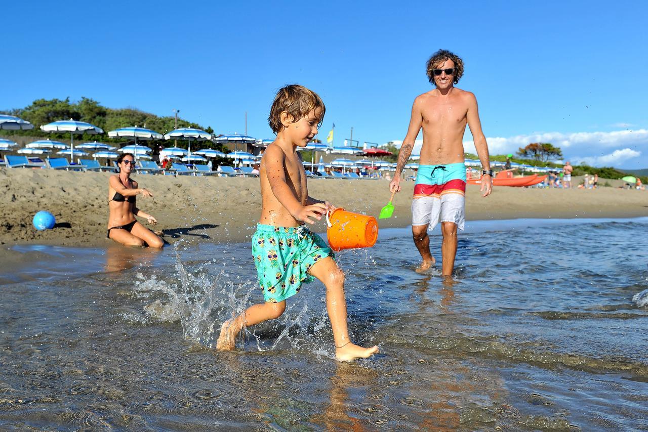 Camping Village Baia Azzurra Castiglione della Pescaia Exterior foto