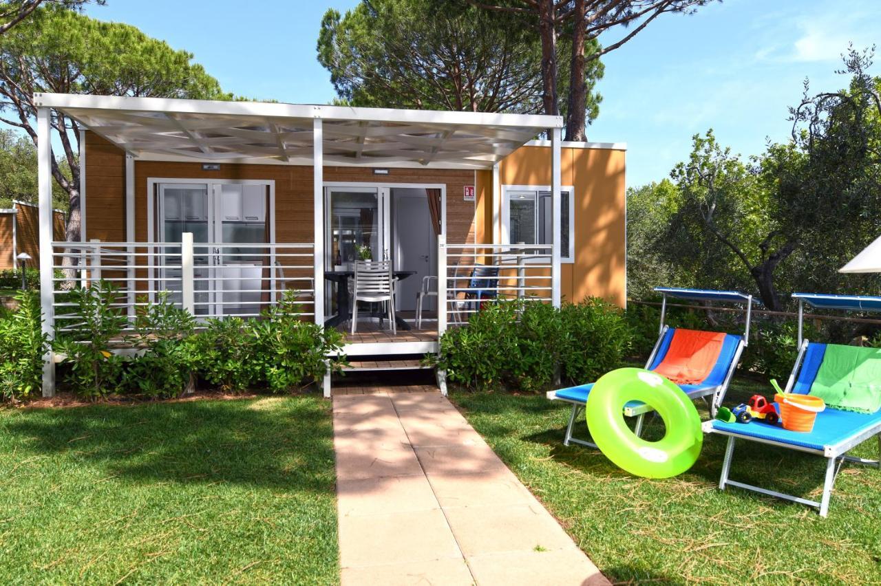 Camping Village Baia Azzurra Castiglione della Pescaia Exterior foto